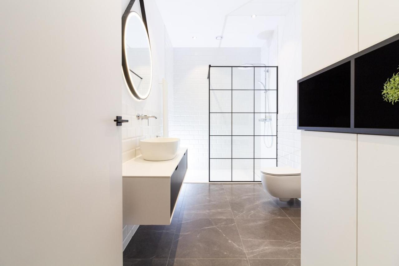 Cohost I Oldtown 60M2 Apt W-Garage Parking, Balcony & Self Check-In Vilnius Exterior photo