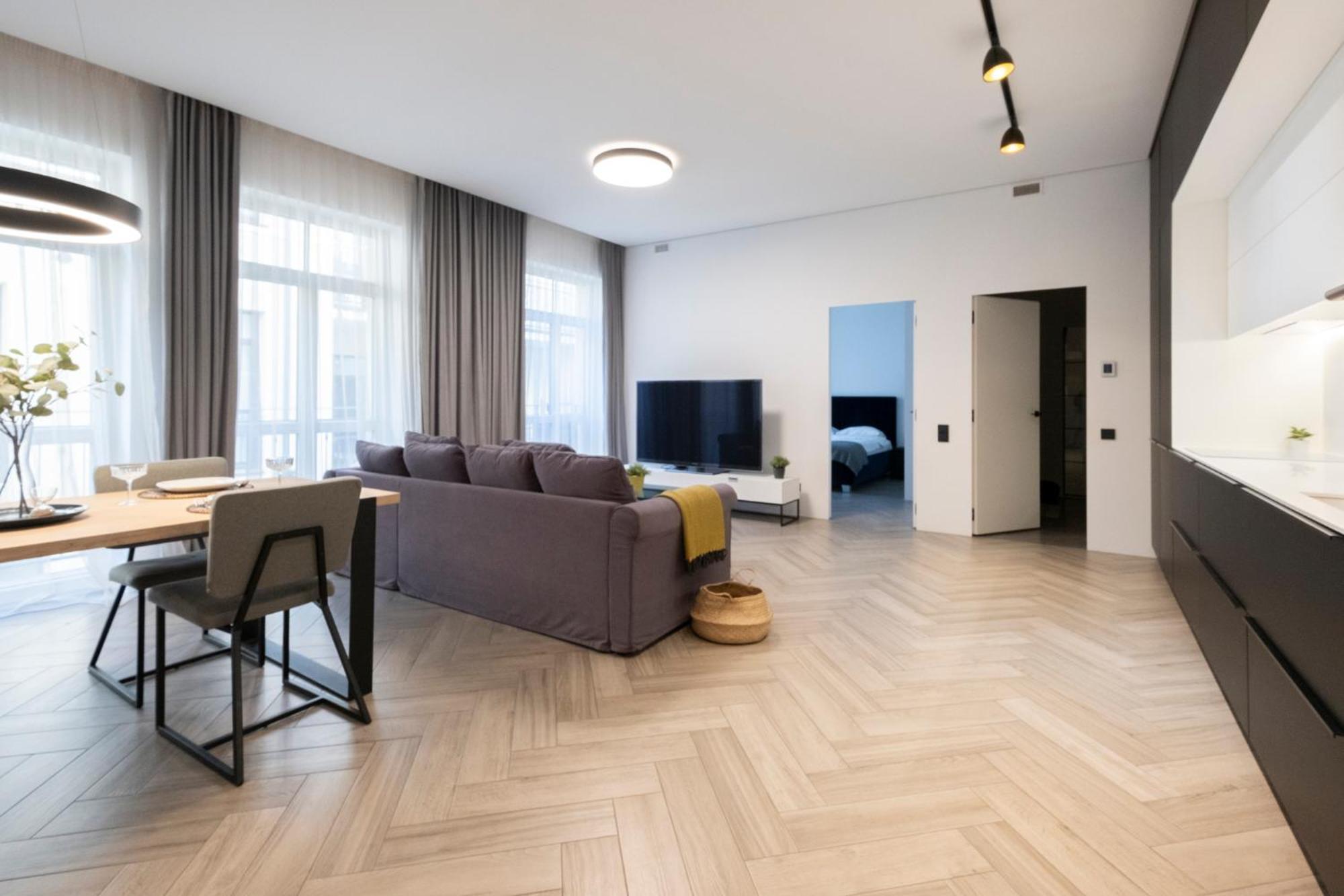 Cohost I Oldtown 60M2 Apt W-Garage Parking, Balcony & Self Check-In Vilnius Exterior photo