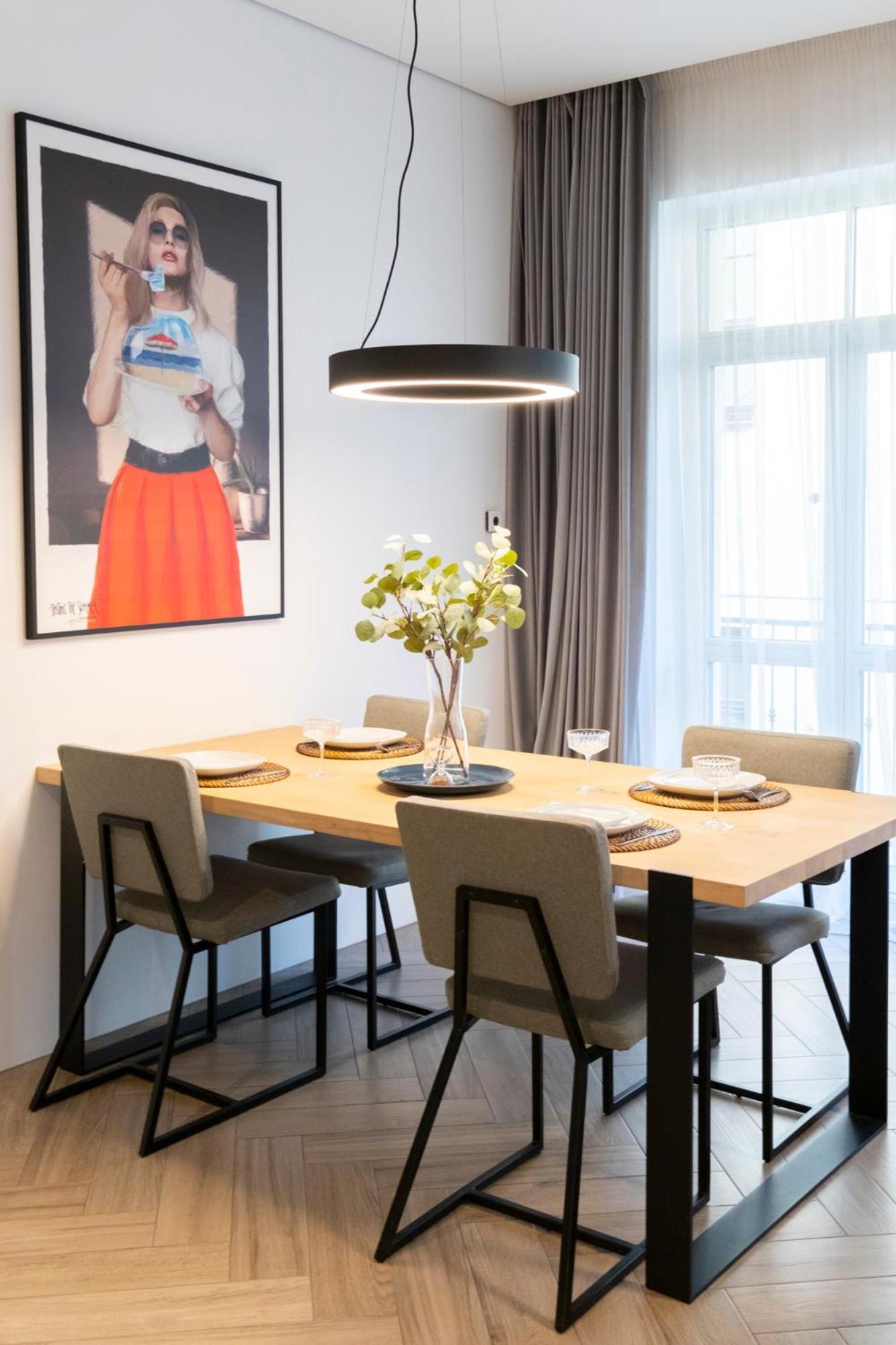 Cohost I Oldtown 60M2 Apt W-Garage Parking, Balcony & Self Check-In Vilnius Exterior photo